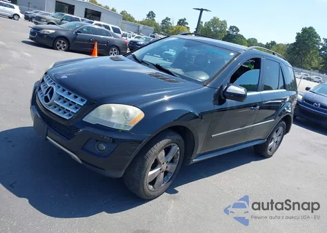 2010 Mercedes-Benz Ml 350 4Matic z USA, uszkodzony, nr VIN 4JGBB8GBXAA580745